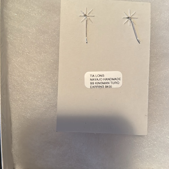 Genuine Navajo handmade squash blossom earrings. Artist: Tia Long - Picture 3 of 4